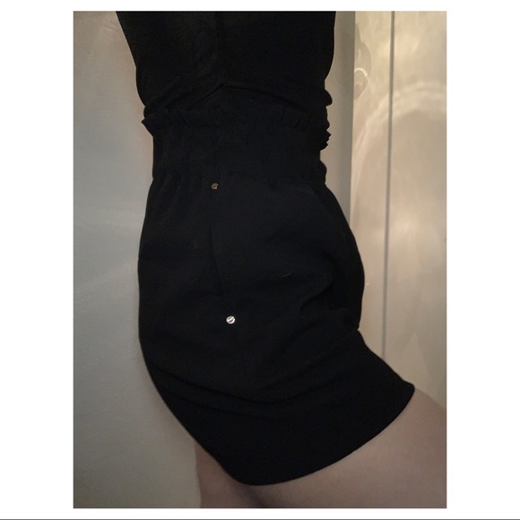 Shorts - Picture 1 of 2